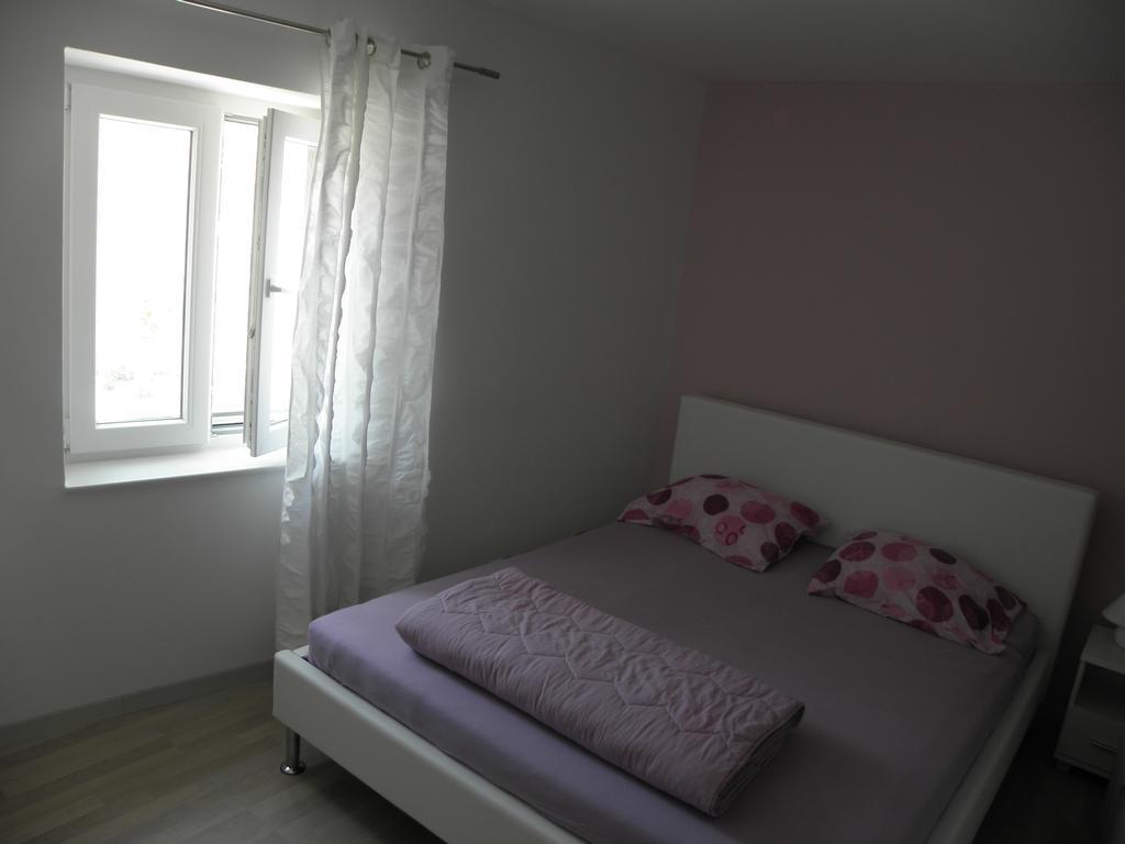 Apartment Jartic Betina  Phòng bức ảnh
